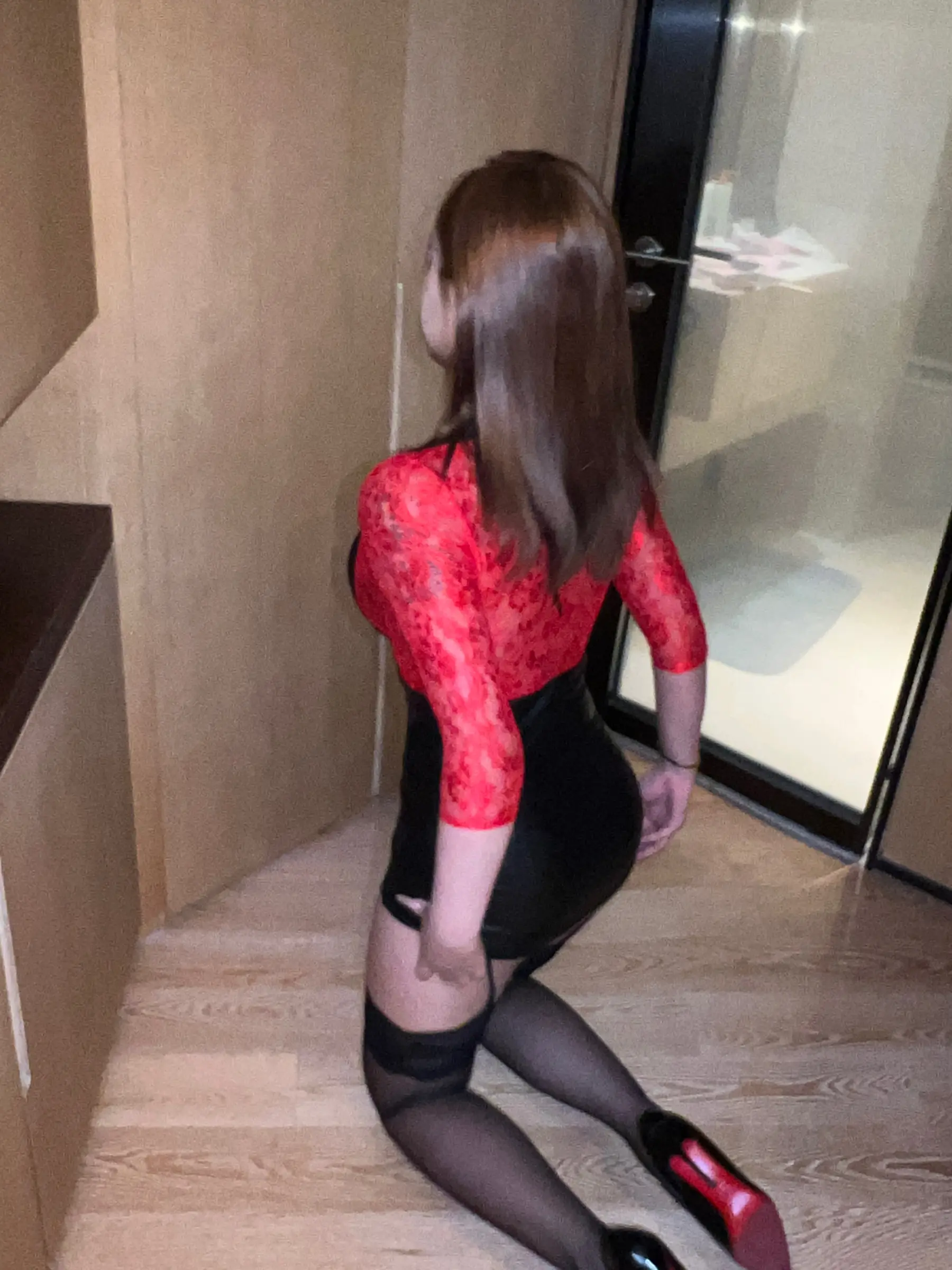 小U优优子微密圈 #VIP付费贴#10月03日性感优质美女 [42P+1V-242M]